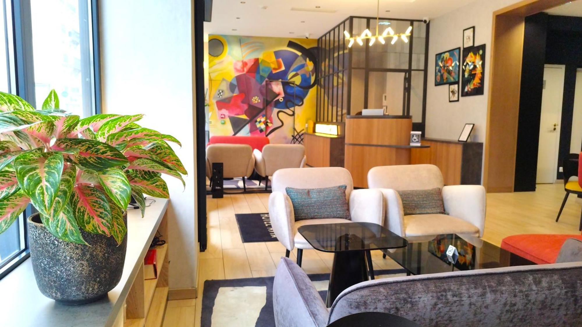 Avia Hotel Saphir Montparnasse Paris Bagian luar foto