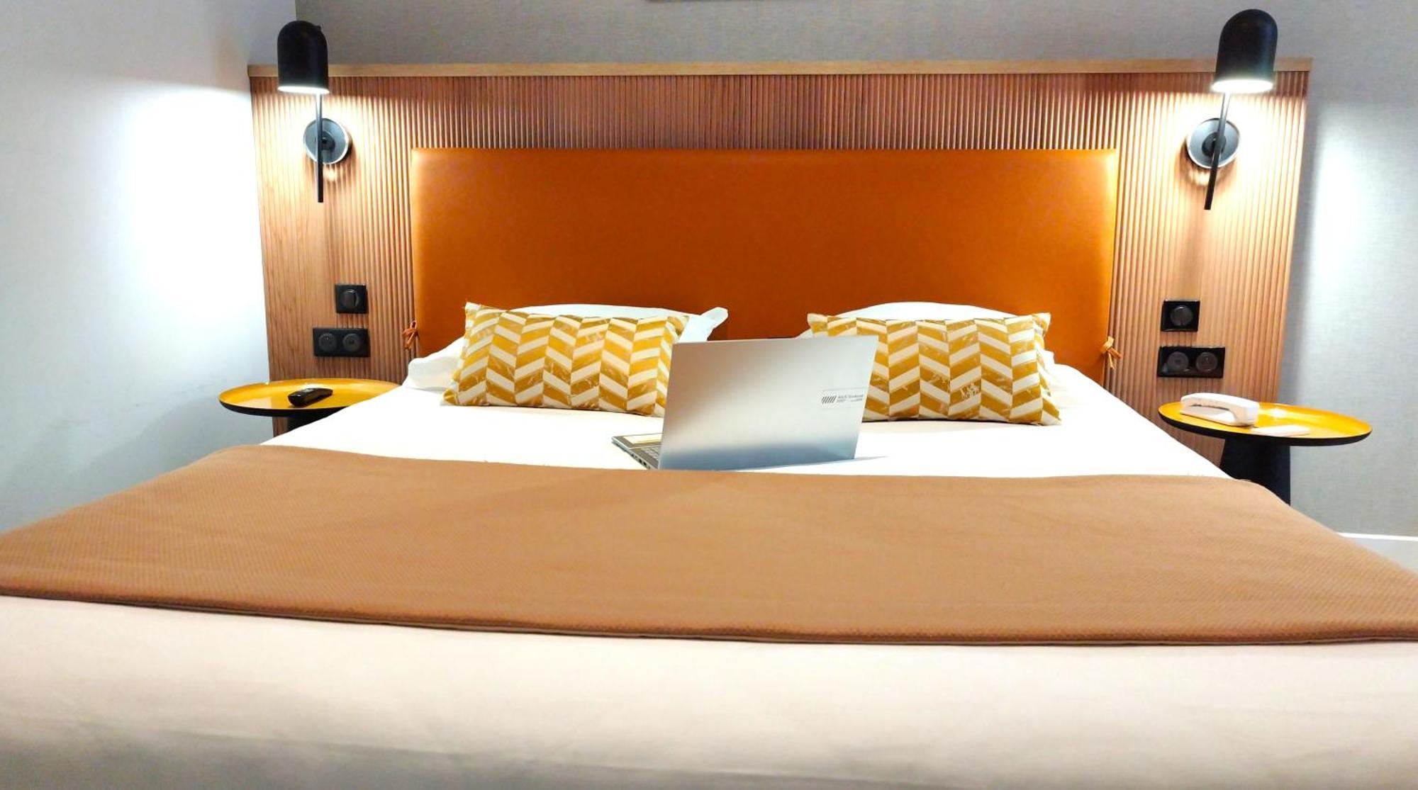 Avia Hotel Saphir Montparnasse Paris Bagian luar foto