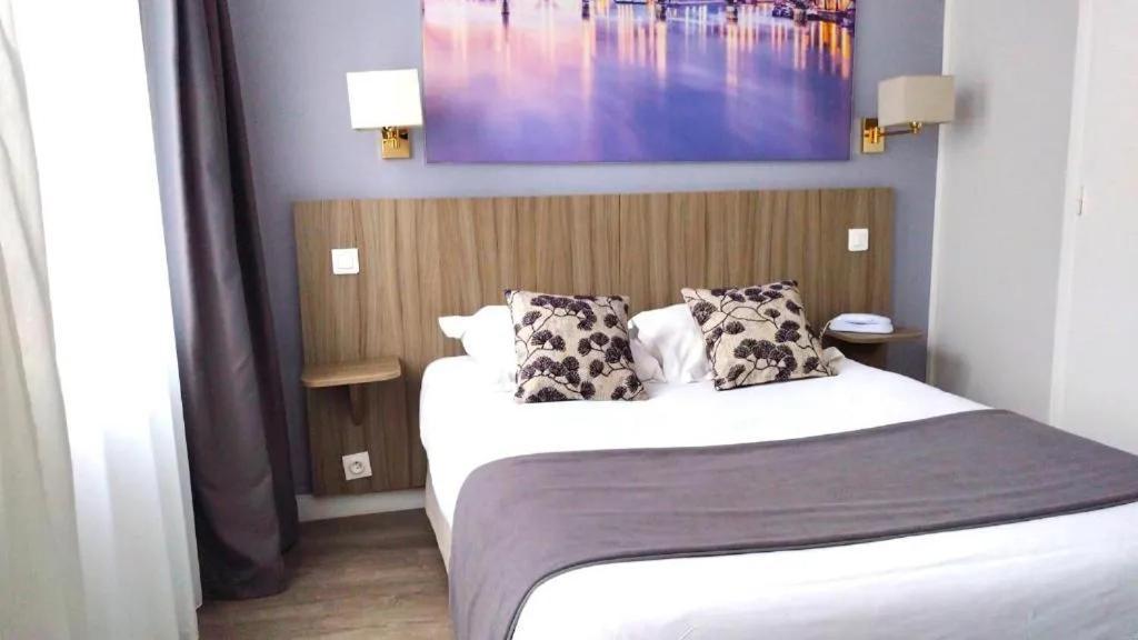 Avia Hotel Saphir Montparnasse Paris Bagian luar foto